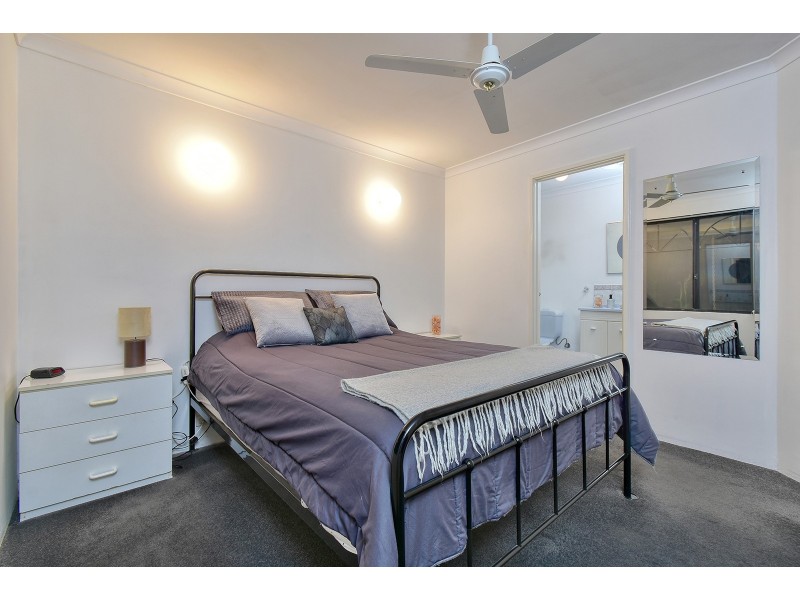 22 Mallina Circuit, Carramar WA 6031