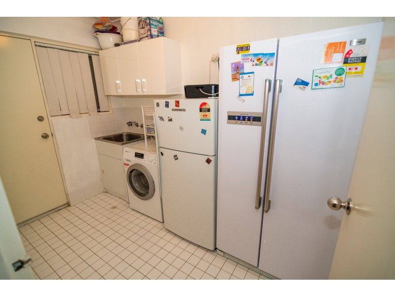 20L Roxwell Way, Girrawheen WA 6064