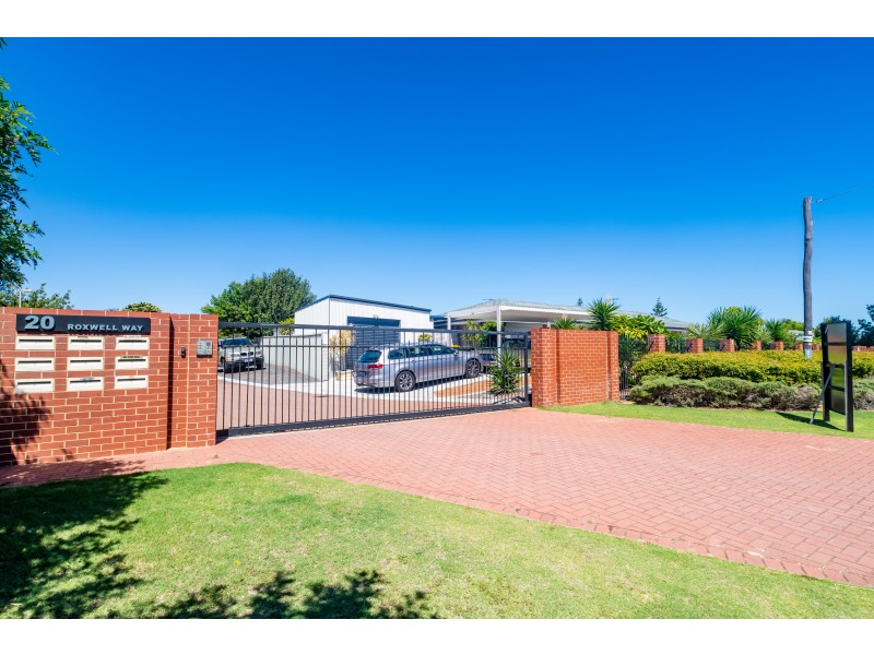 20L Roxwell Way, Girrawheen WA 6064