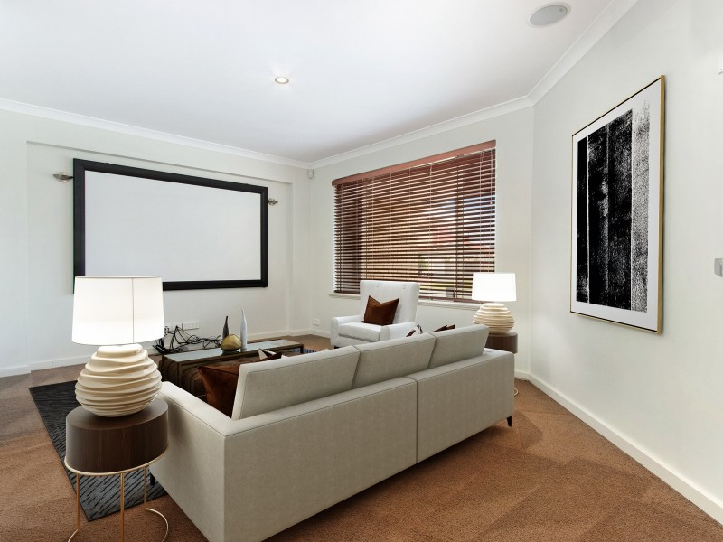 25 St Ettiene Gardens, Port Kennedy WA 6172