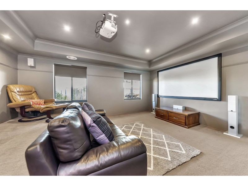 38 Montego Way, Halls Head WA 6210