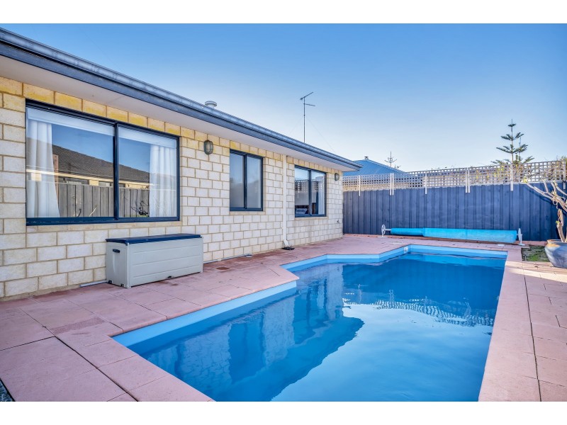 38 Montego Way, Halls Head WA 6210