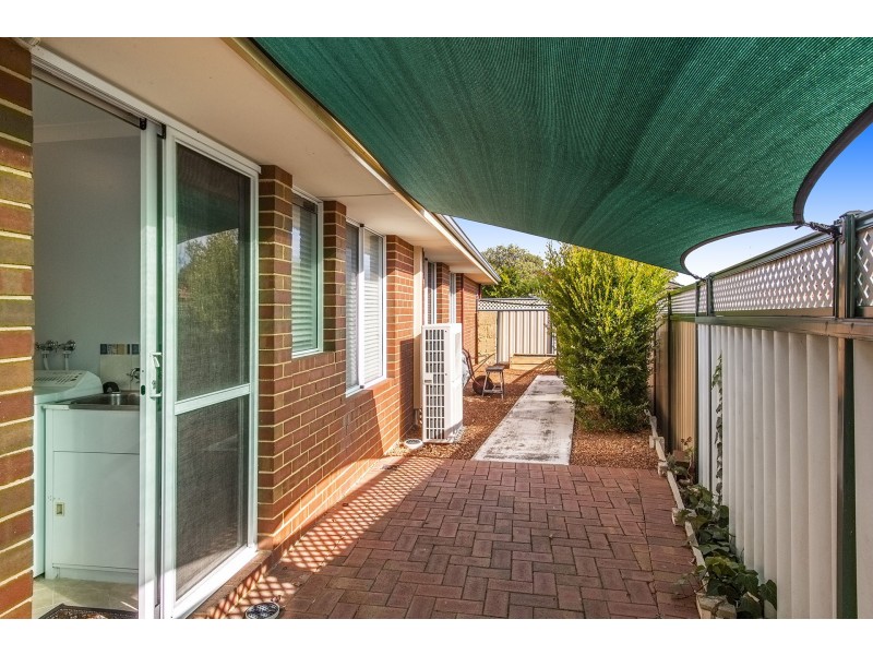 12 Gifford Rise, Meadow Springs WA 6210