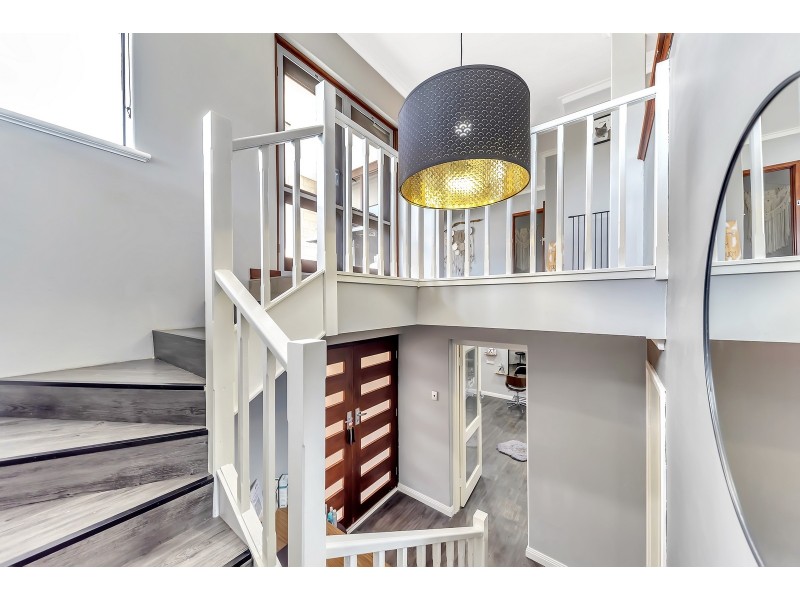 41 Leighton Road, Halls Head WA 6210