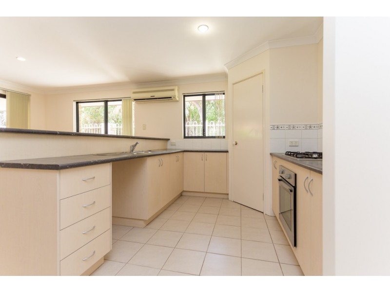 46 Caspian Drive, Wannanup WA 6210
