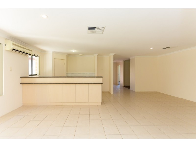 46 Caspian Drive, Wannanup WA 6210