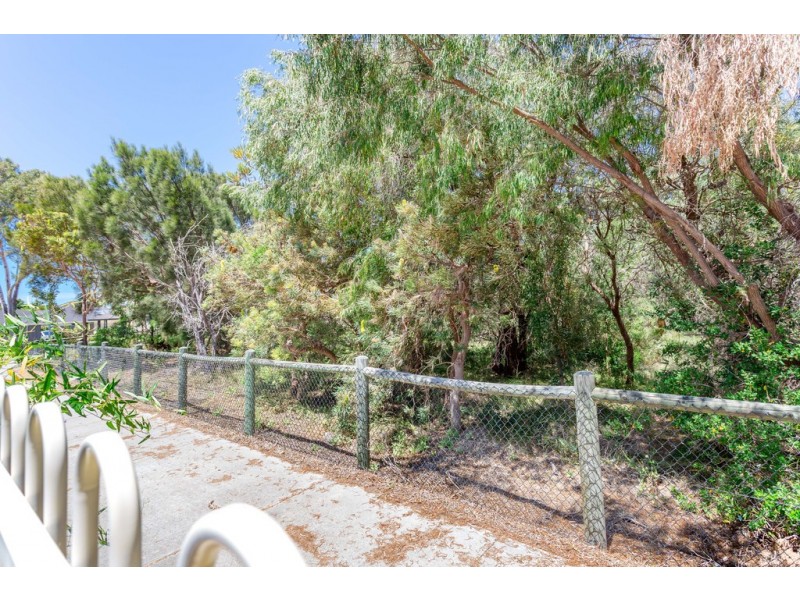 46 Caspian Drive, Wannanup WA 6210