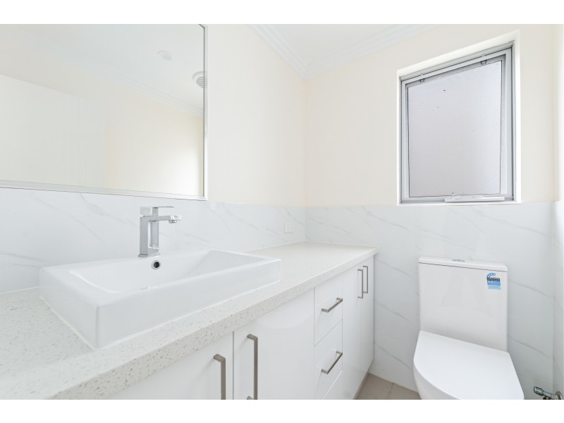 63 Echidna  Street, Banksia Grove WA 6031