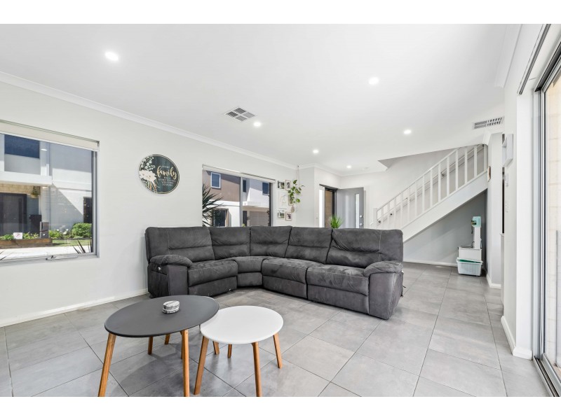 14 Rouen Street, Madeley WA 6065