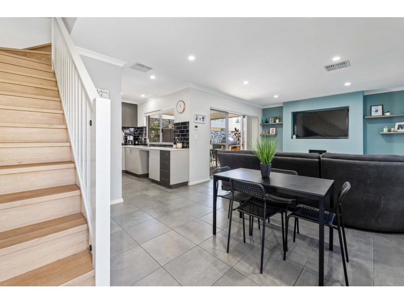 14 Rouen Street, Madeley WA 6065