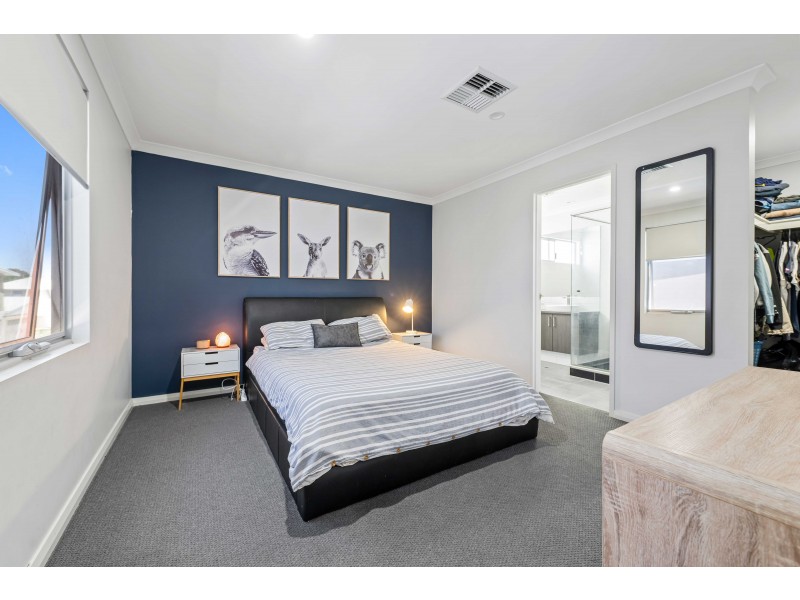 14 Rouen Street, Madeley WA 6065