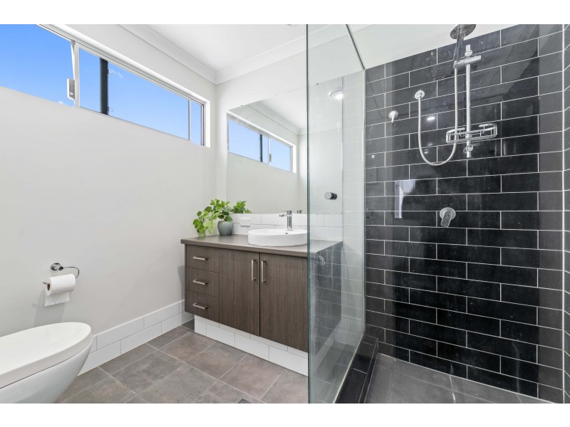 14 Rouen Street, Madeley WA 6065