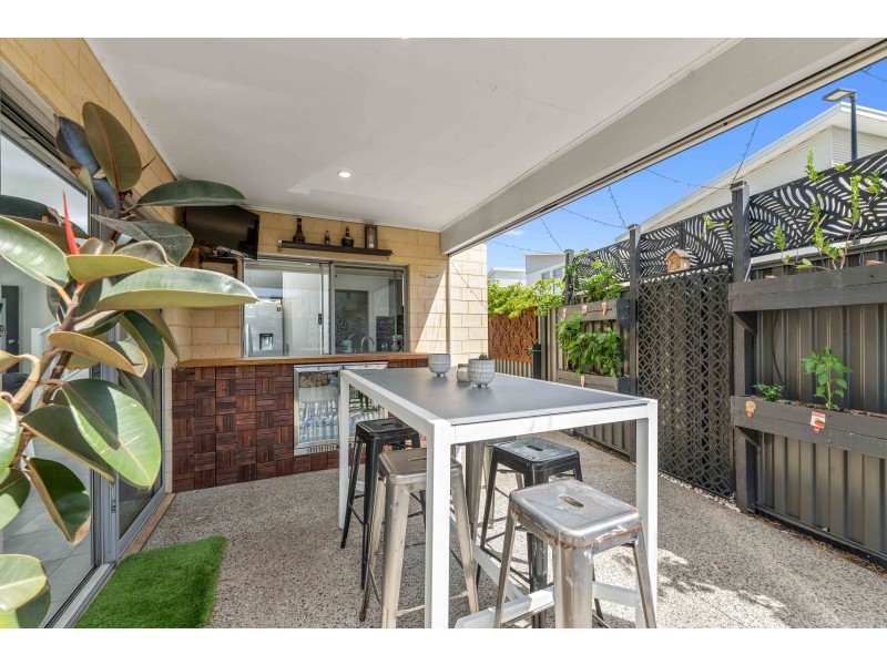 14 Rouen Street, Madeley WA 6065