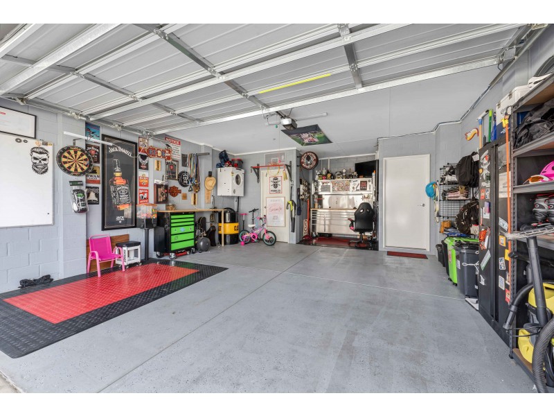 14 Rouen Street, Madeley WA 6065