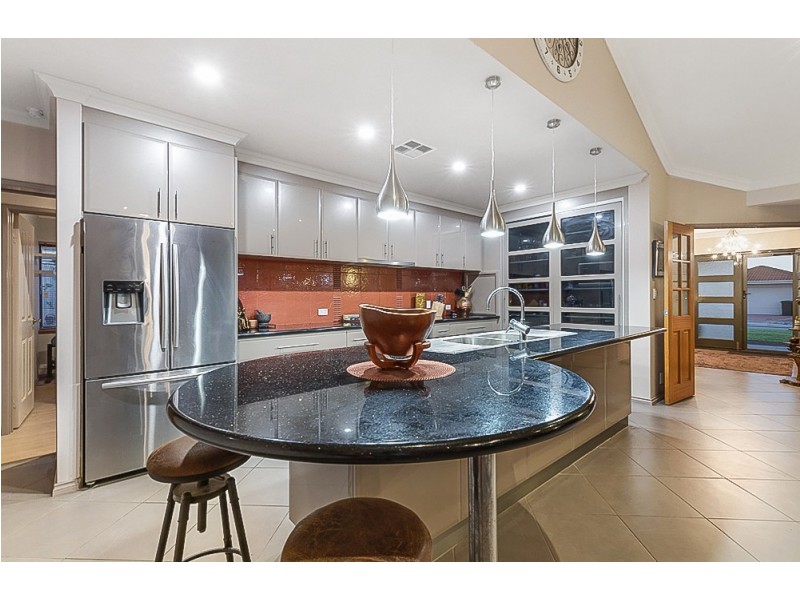 12 Karda Way, Bertram WA 6167