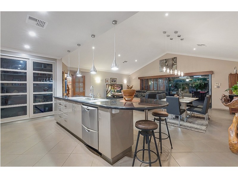 12 Karda Way, Bertram WA 6167