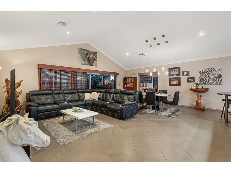 12 Karda Way, Bertram WA 6167