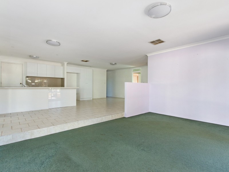 7 Jardine Pass, Bertram WA 6167