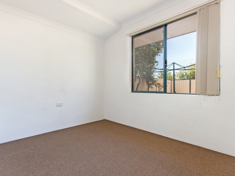 7 Jardine Pass, Bertram WA 6167