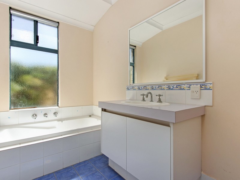 7 Jardine Pass, Bertram WA 6167