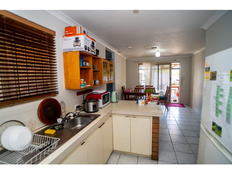 27 Liquidambar Heights, Mirrabooka WA 6061