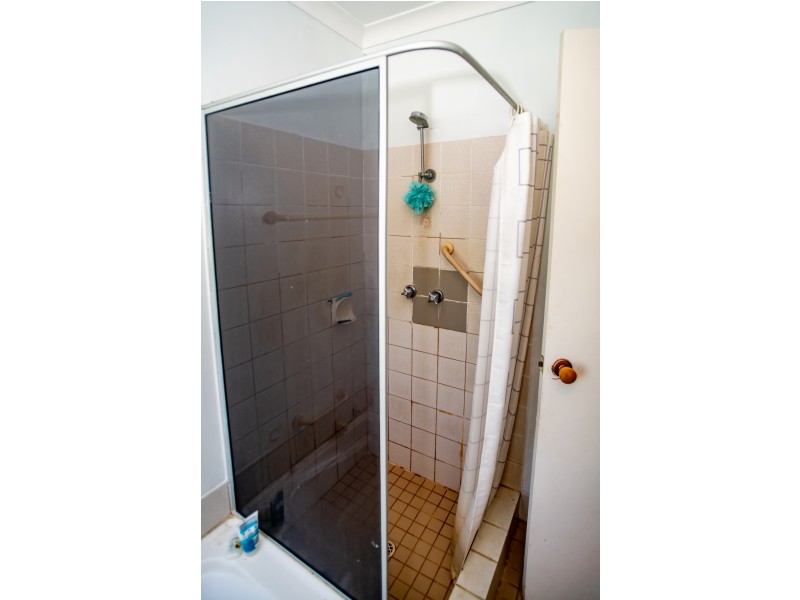 27 Liquidambar Heights, Mirrabooka WA 6061