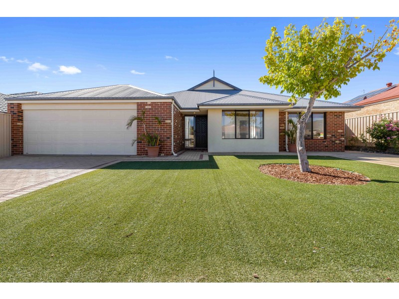 6 Indiana Way, Hocking WA 6065