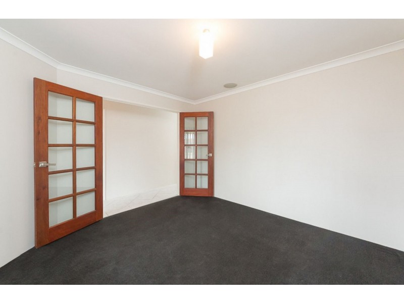 9 Bellbird Court, Greenfields WA 6210