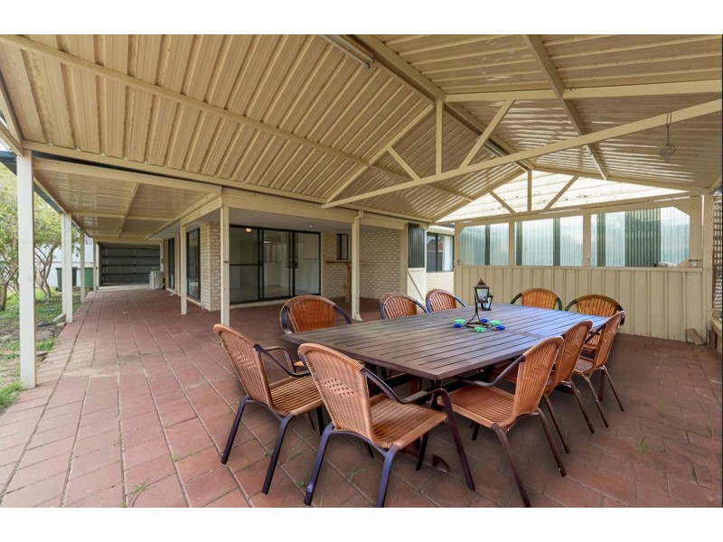 9 Bellbird Court, Greenfields WA 6210