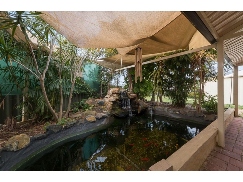 9 Bellbird Court, Greenfields WA 6210