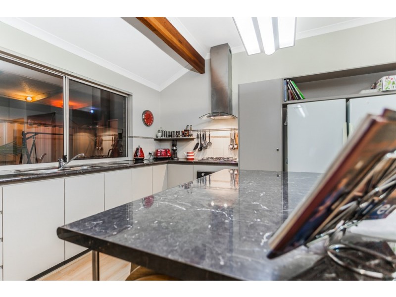 42 Wanstead Vista, Bertram WA 6167