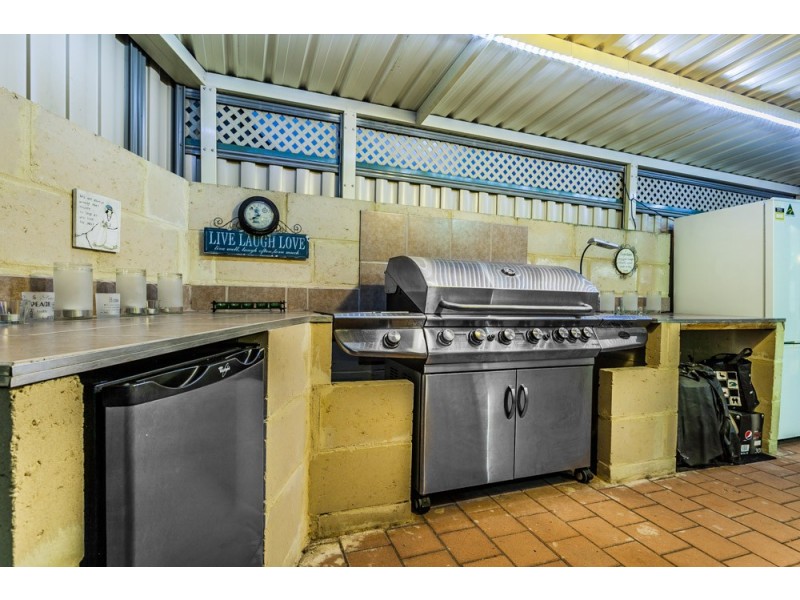 42 Wanstead Vista, Bertram WA 6167