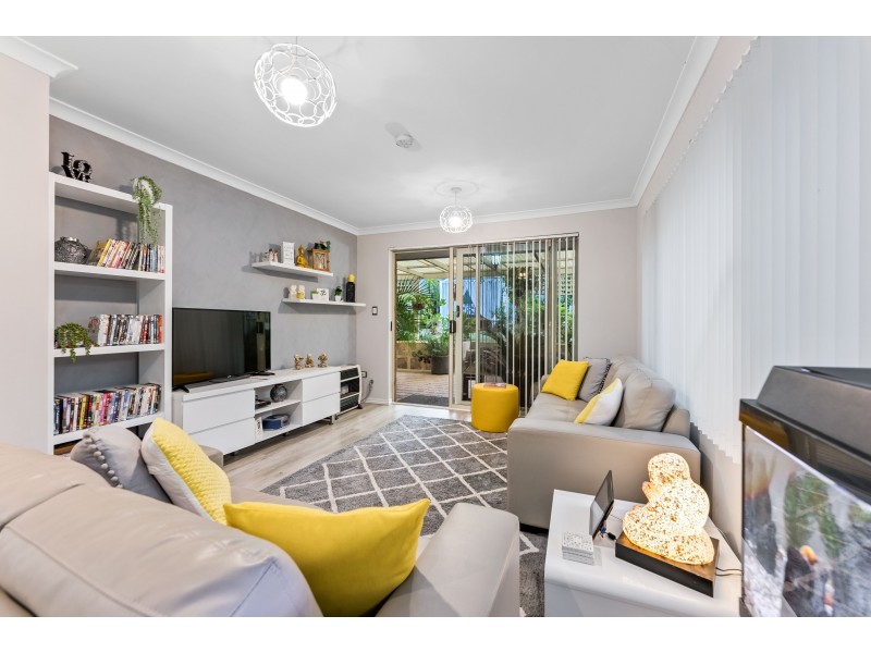 65 Renshaw Boulevard, Clarkson WA 6030