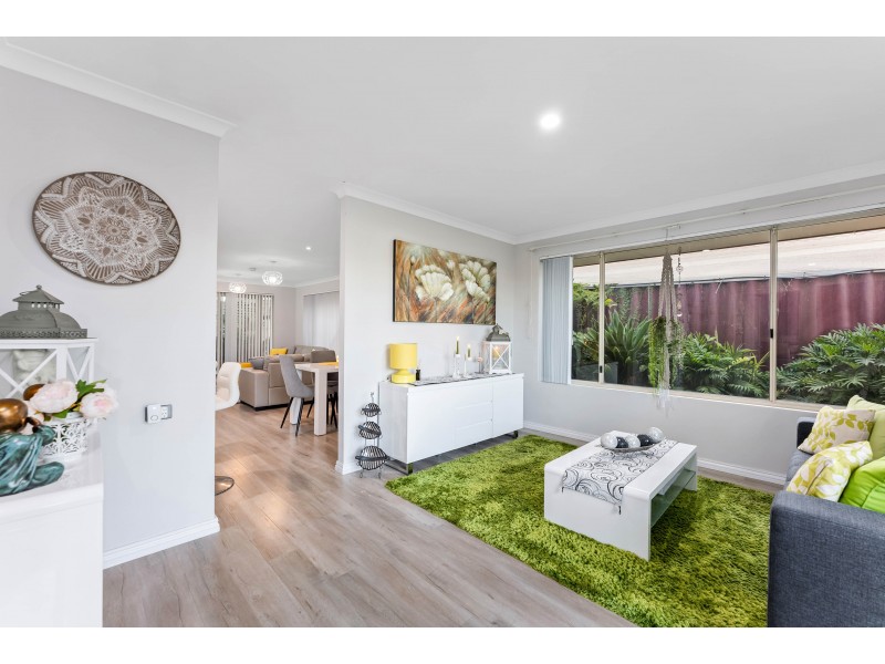 65 Renshaw Boulevard, Clarkson WA 6030