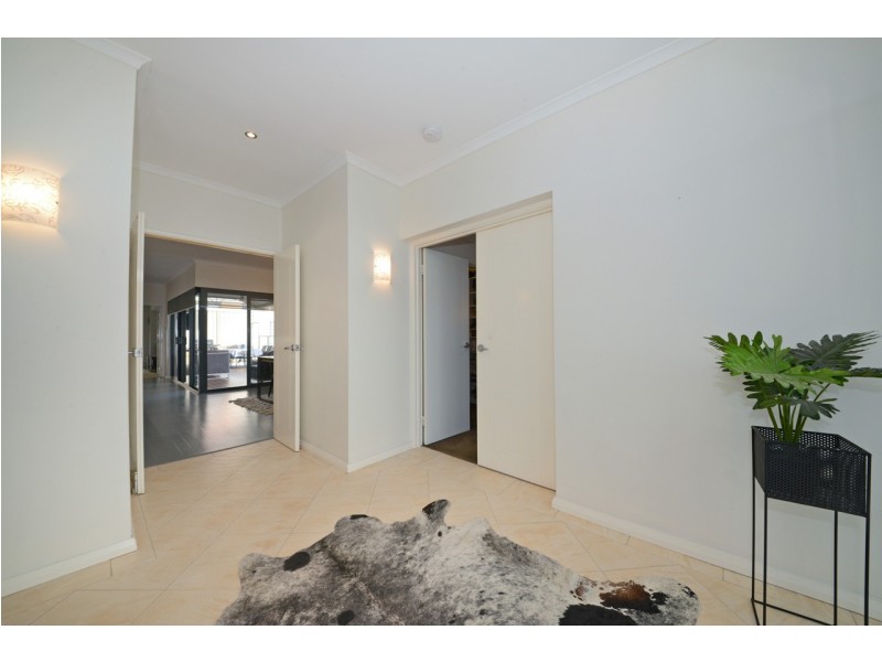 1 Bonita Way, Tapping WA 6065