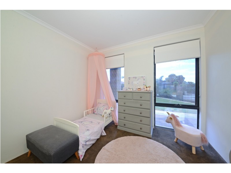 1 Bonita Way, Tapping WA 6065