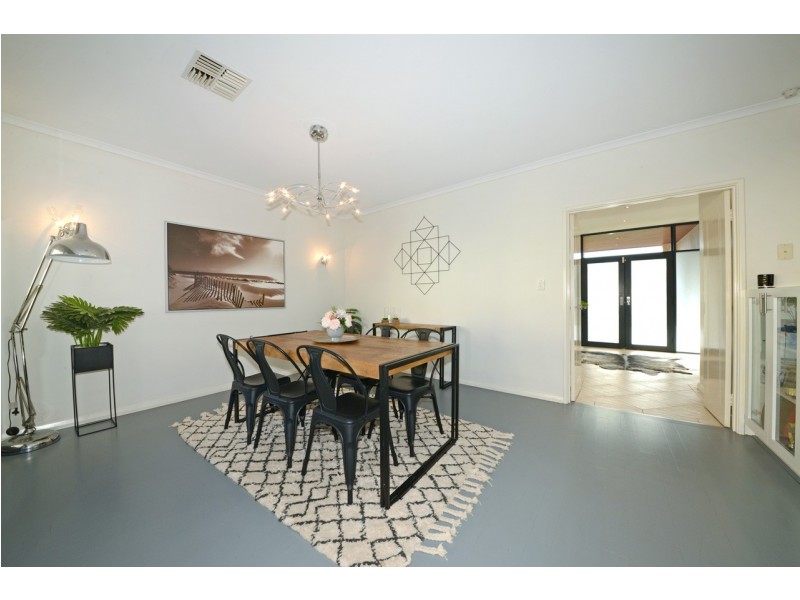 1 Bonita Way, Tapping WA 6065