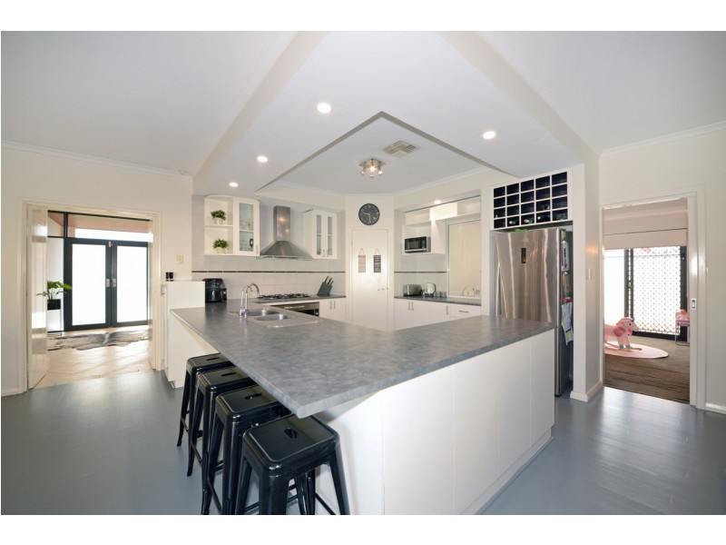 1 Bonita Way, Tapping WA 6065