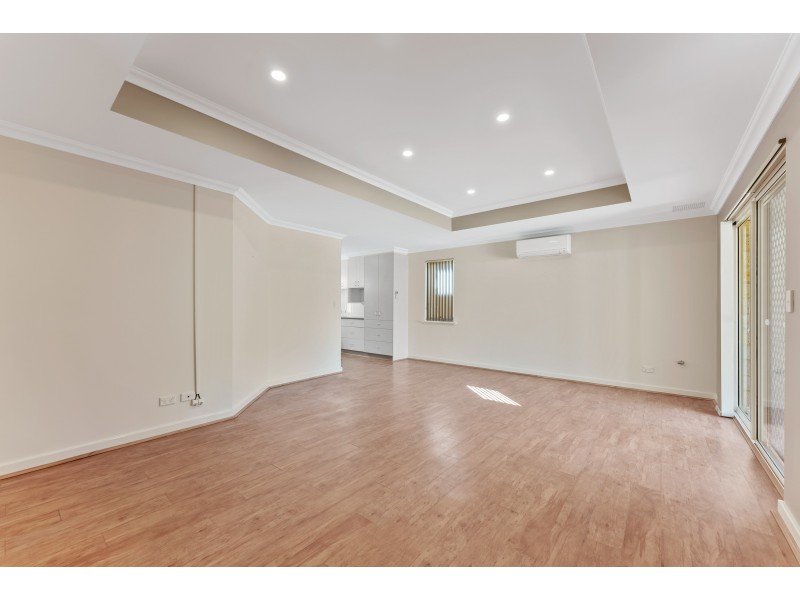 56B Moscow Retreat, Hocking WA 6065