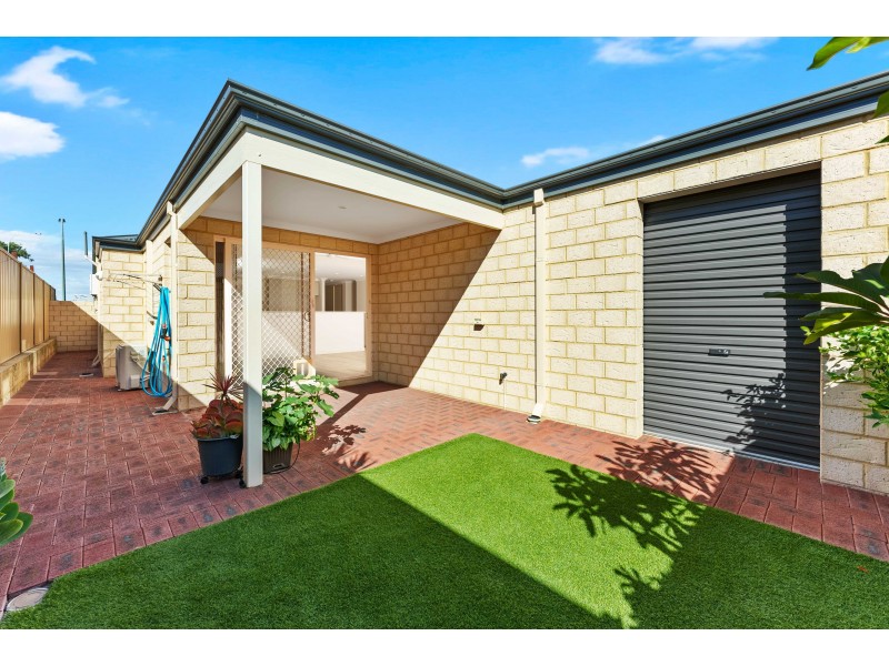 56B Moscow Retreat, Hocking WA 6065