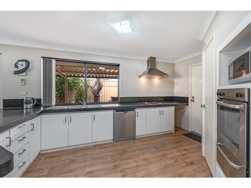 3 Wyatt Road, Hocking WA 6065