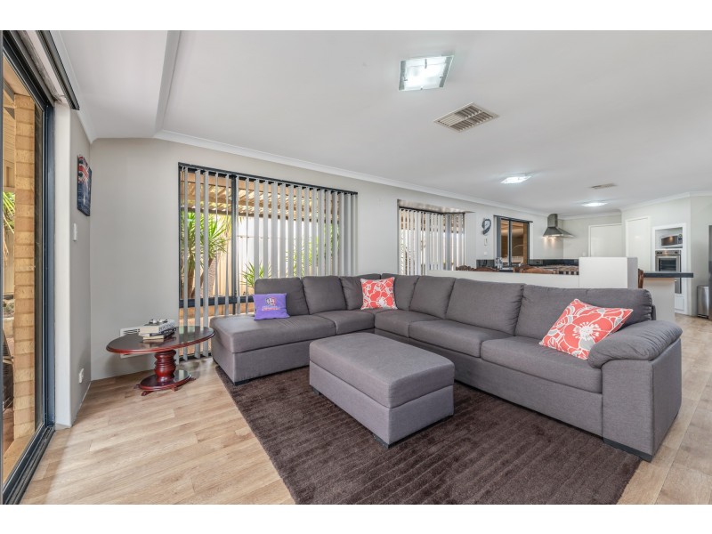 3 Wyatt Road, Hocking WA 6065