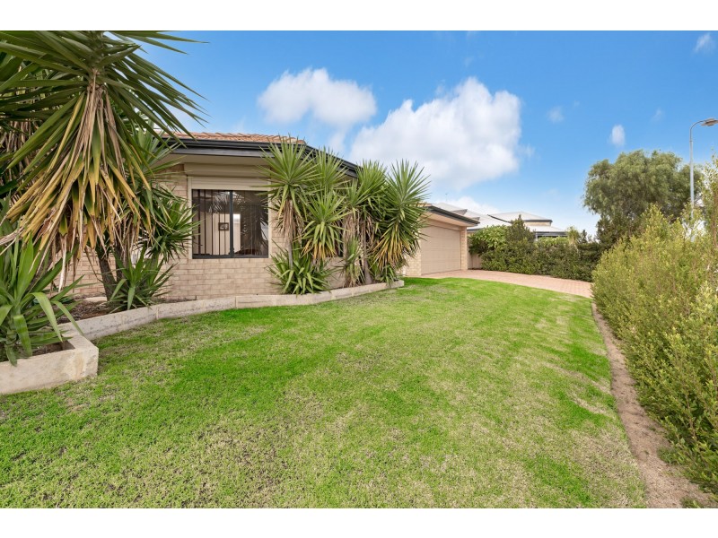 3 Wyatt Road, Hocking WA 6065