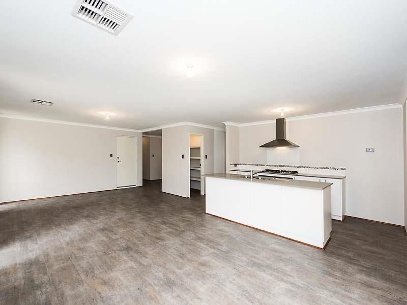 9 Gamboge Avenue, Karnup WA 6176