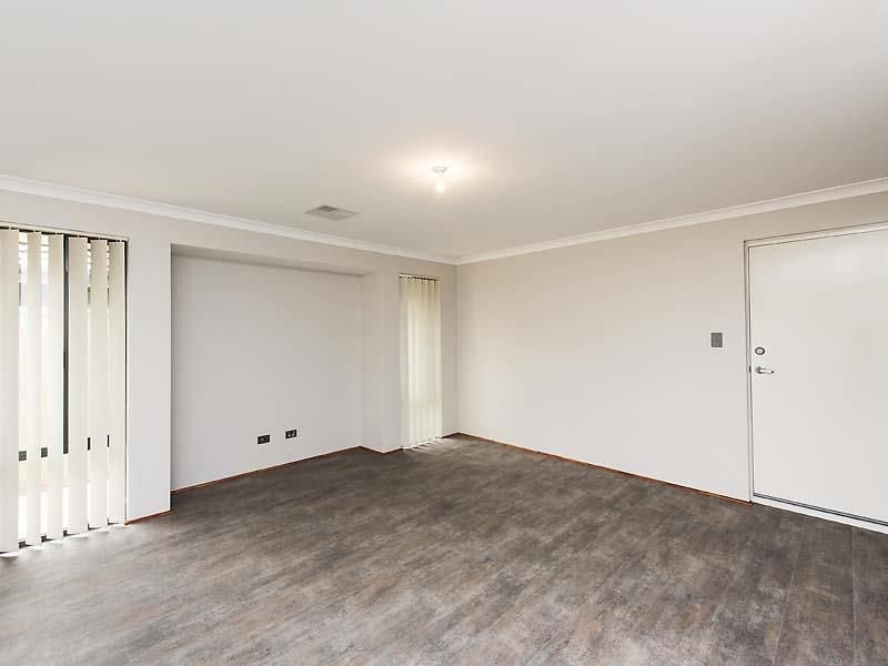 9 Gamboge Avenue, Karnup WA 6176