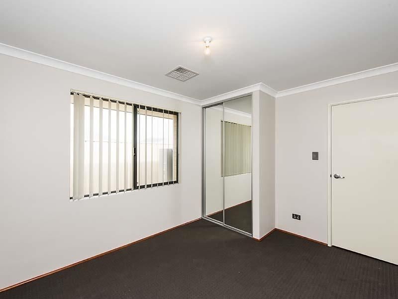 9 Gamboge Avenue, Karnup WA 6176