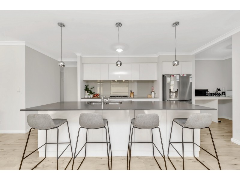 8 Waterview Way, Singleton WA 6175