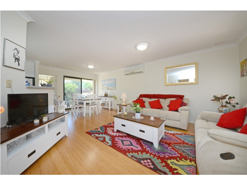 12/2 Camberwell  Road, Balga WA 6061