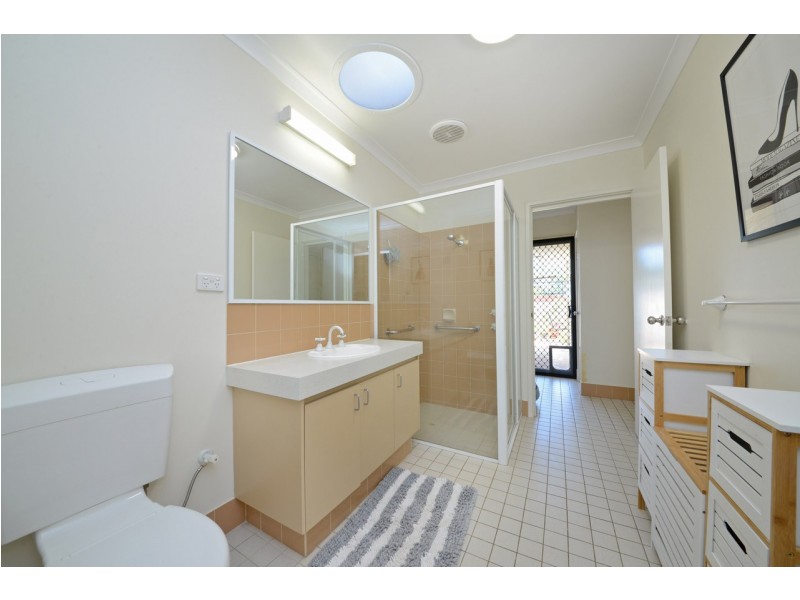 12/2 Camberwell  Road, Balga WA 6061