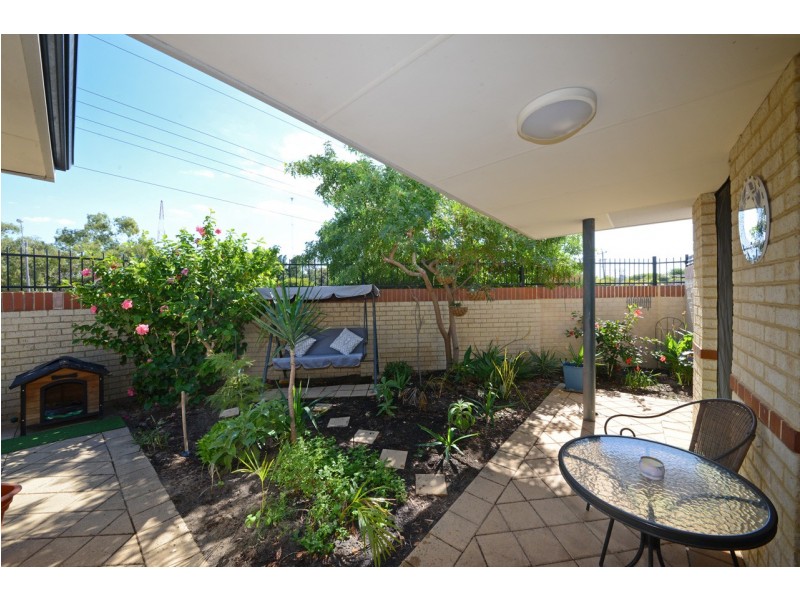12/2 Camberwell  Road, Balga WA 6061